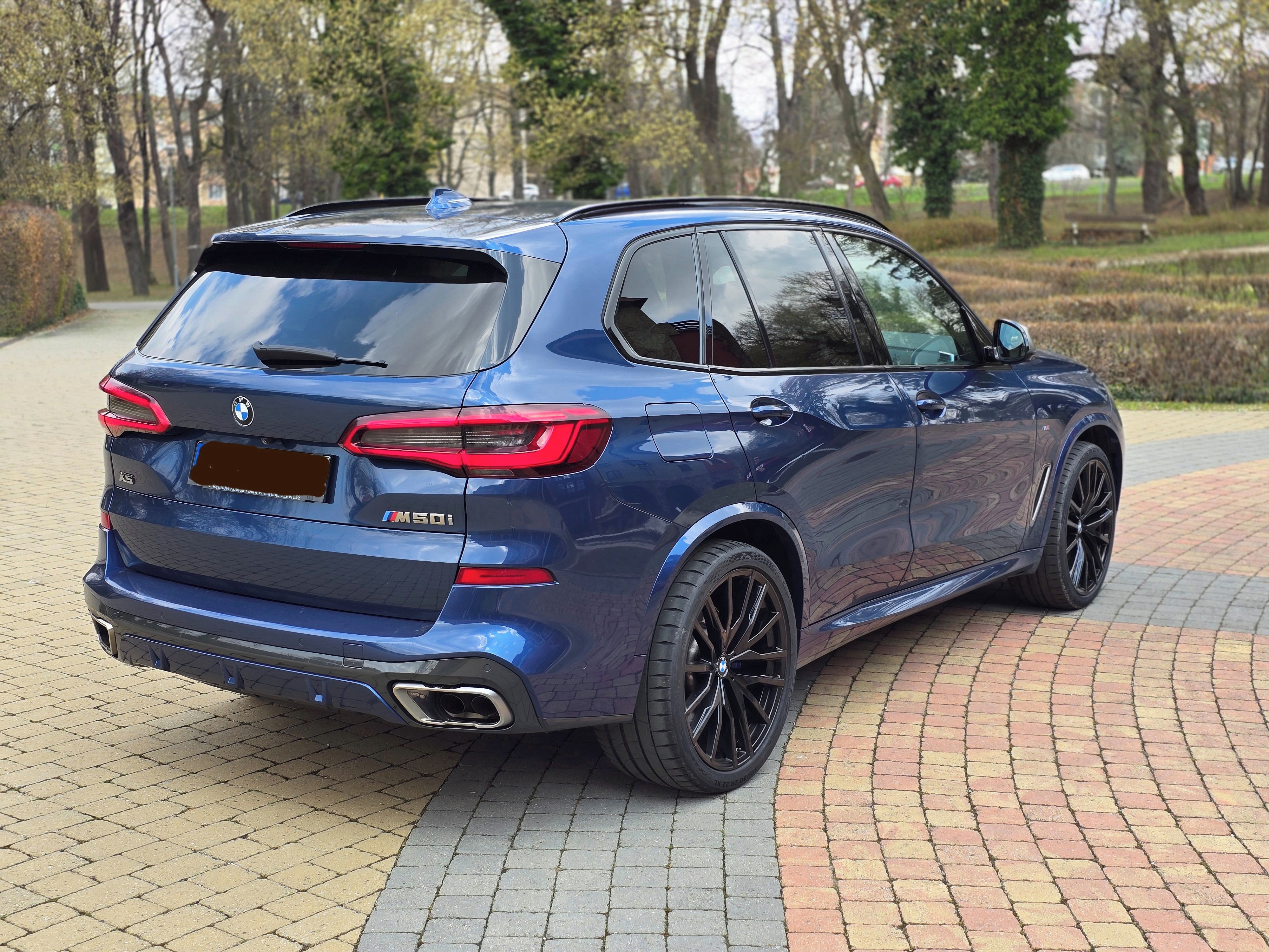 BMW X5, BMW X5 M50i 390kW NOVÝ MOTOR - fotka 5