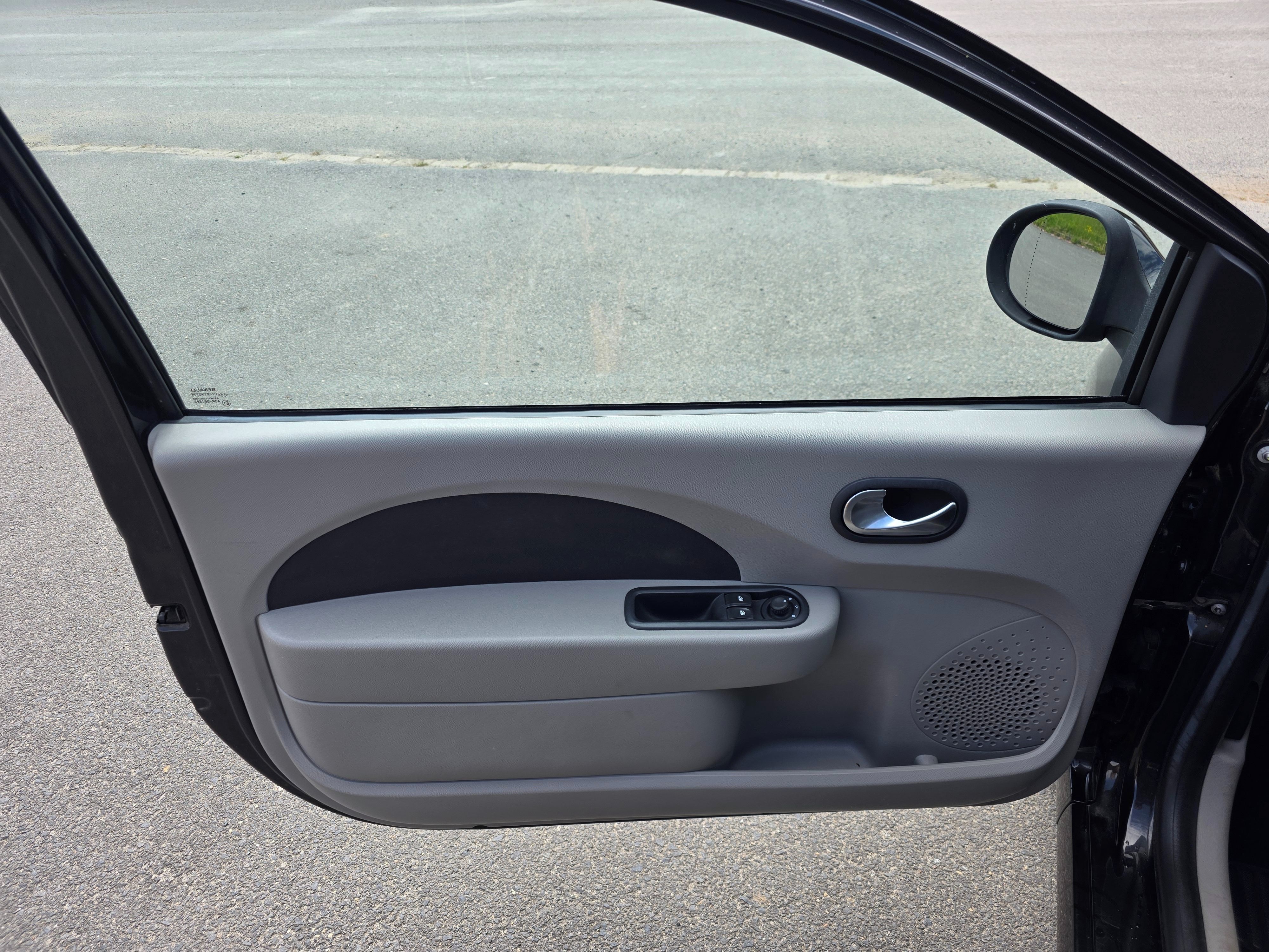 Renault Twingo, Nové STK- Klima-bez Koroze - fotka 5