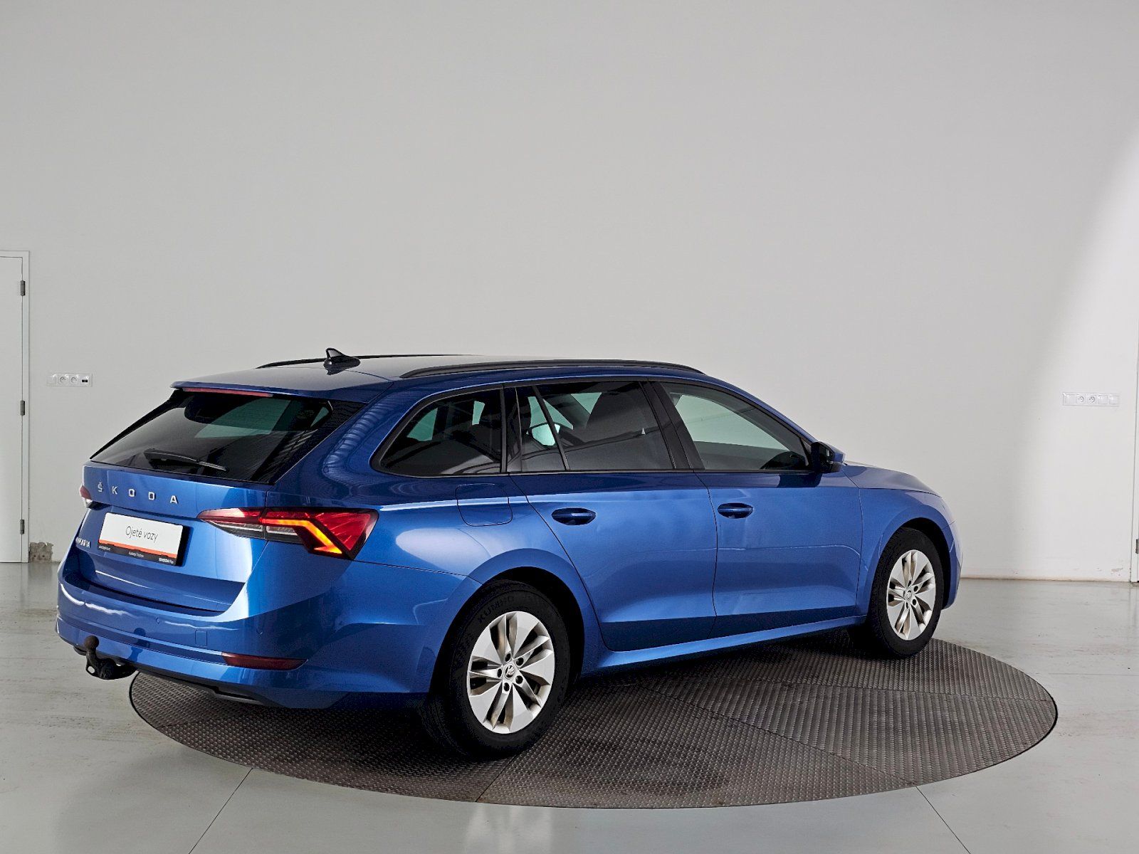 Škoda Octavia, COMBI 1.5TSI 96kW DSG G-TEC AM - fotka 2