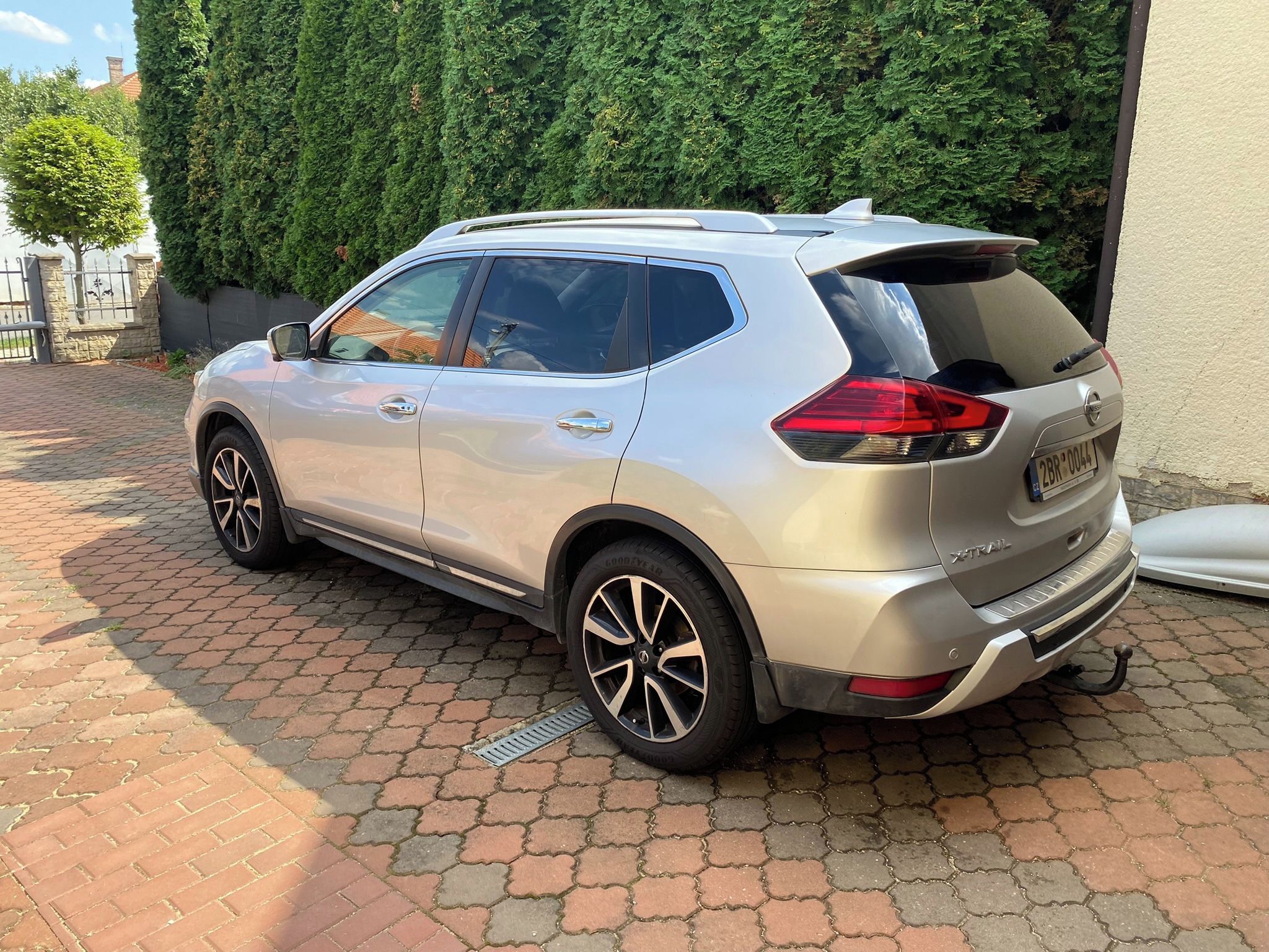 Nissan X-Trail, Tekna 1,6dCi 96kW - fotka 4