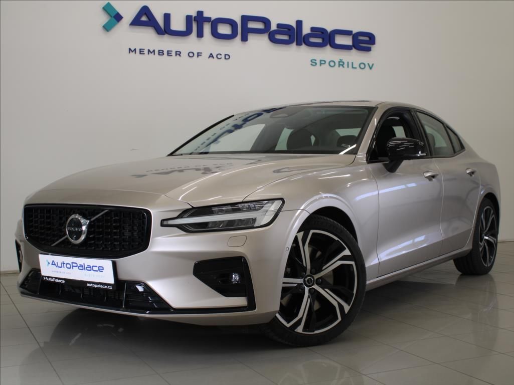 Volvo S60, 2,0 B5 AWD Ultimate Dark ČR