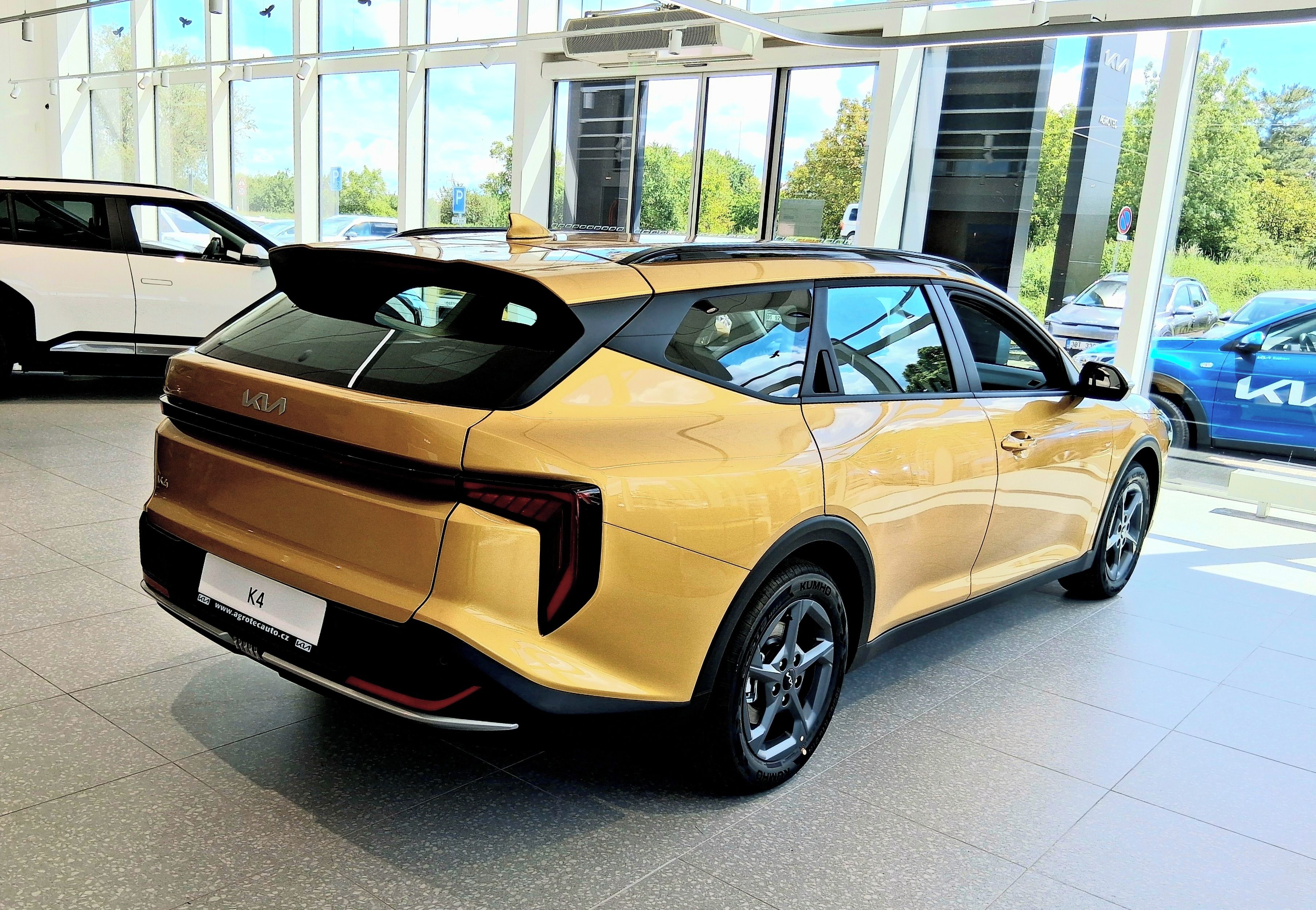 Kia K4, 1.6 T-GDI 7DCT automat SPIN - fotka 4