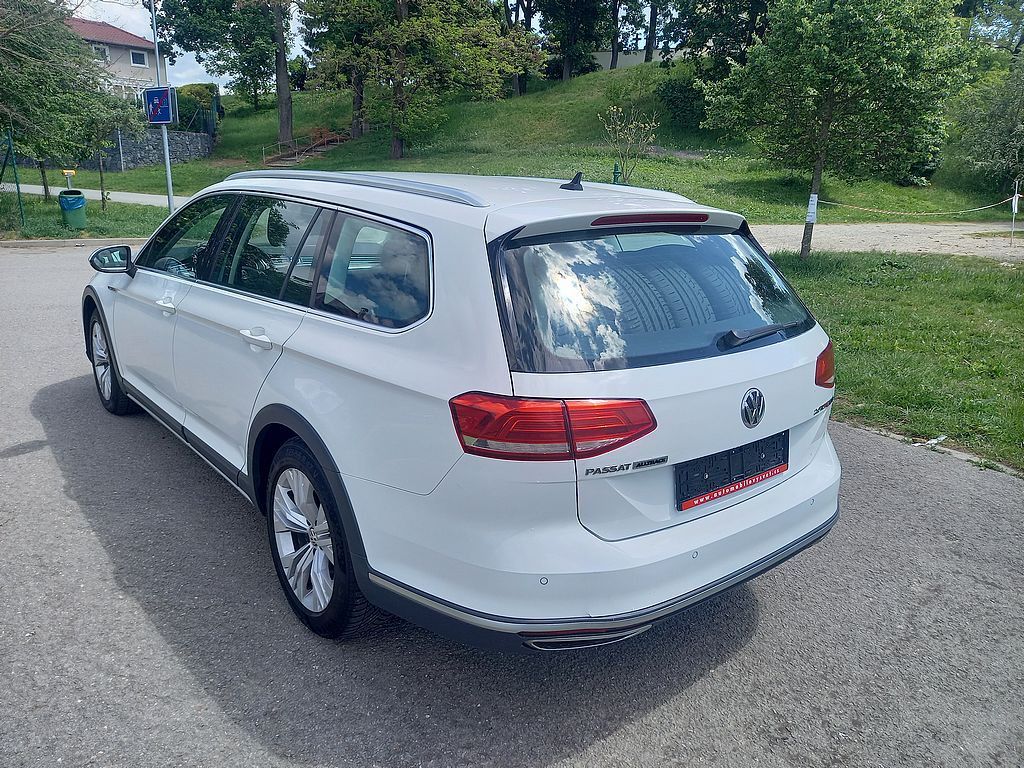 Volkswagen Passat, 2,0Tdi 140kw ALLTRACK+Dsg+ČR - fotka 4