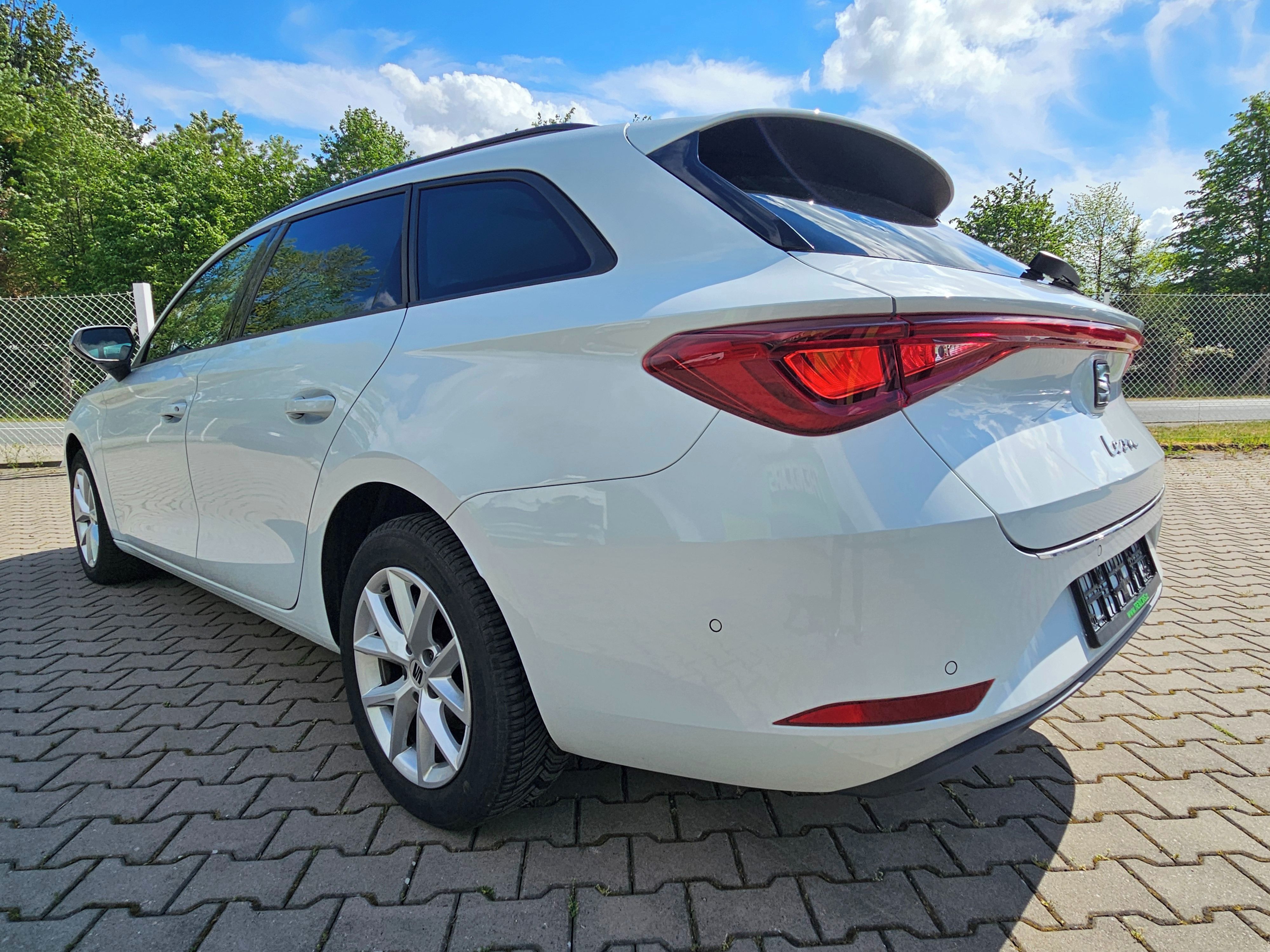 Seat Leon, 1.5 TSi DSG STYLE - fotka 5