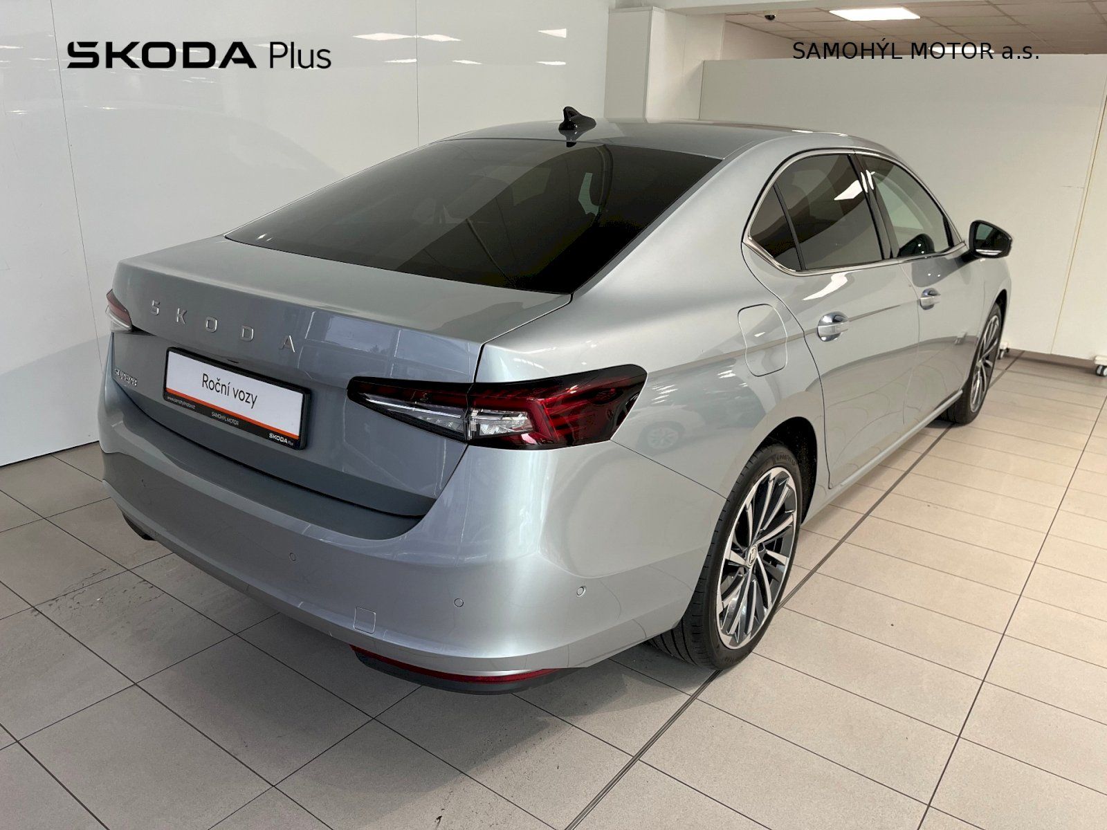 Škoda Superb, 2.0 TDI 110 kW A7F L&K - fotka 2