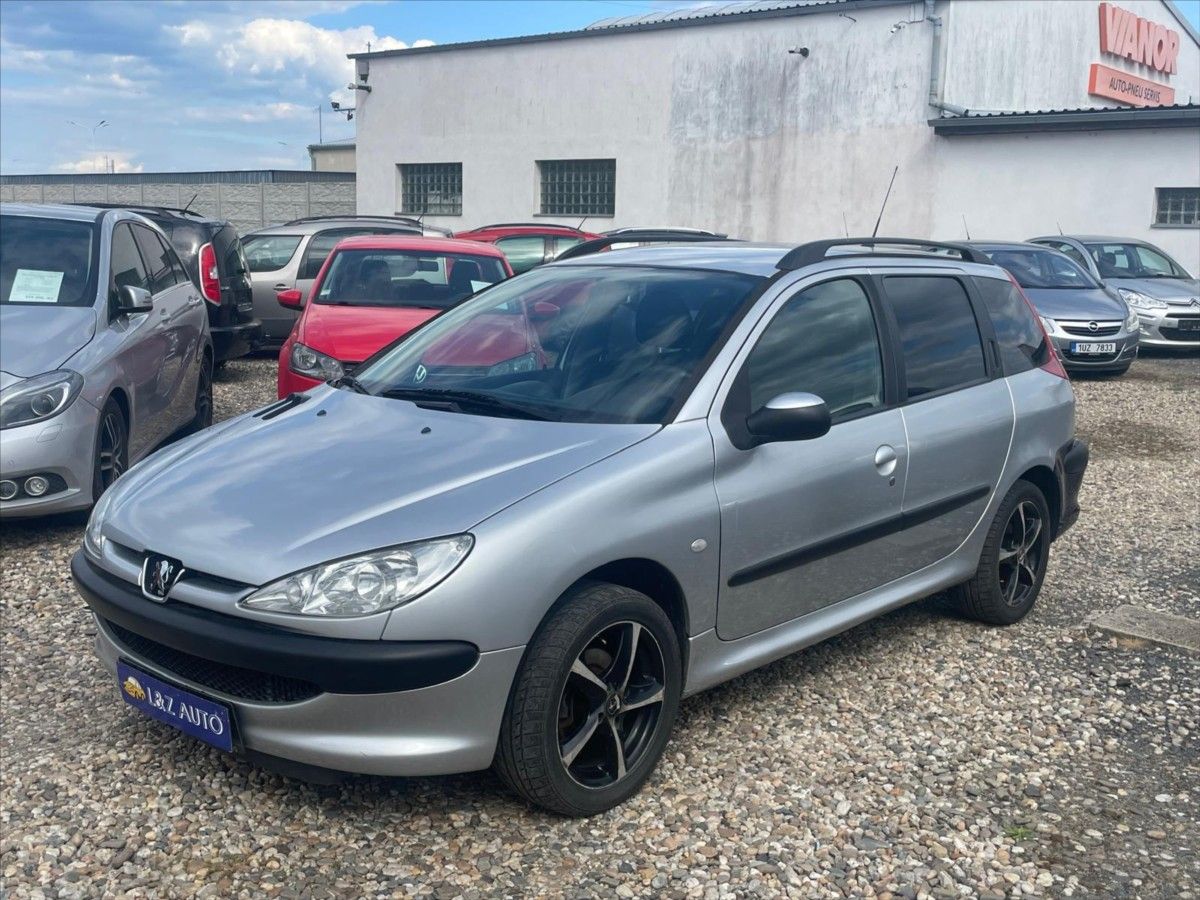 Peugeot 206, 1,4 i