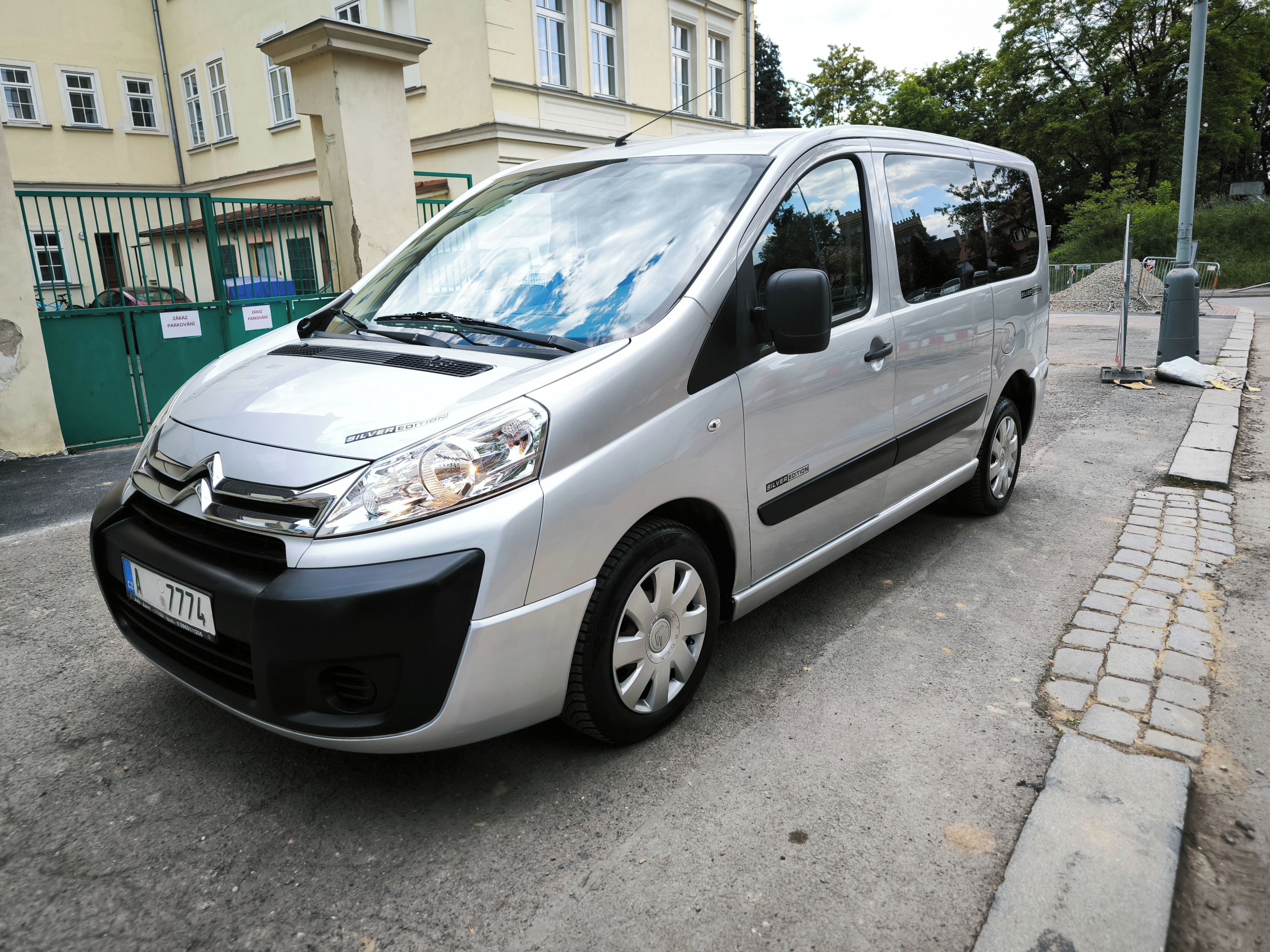 Citroën Jumpy, 2.0HDi 165PS klima 9 místTZ 2T - fotka 2