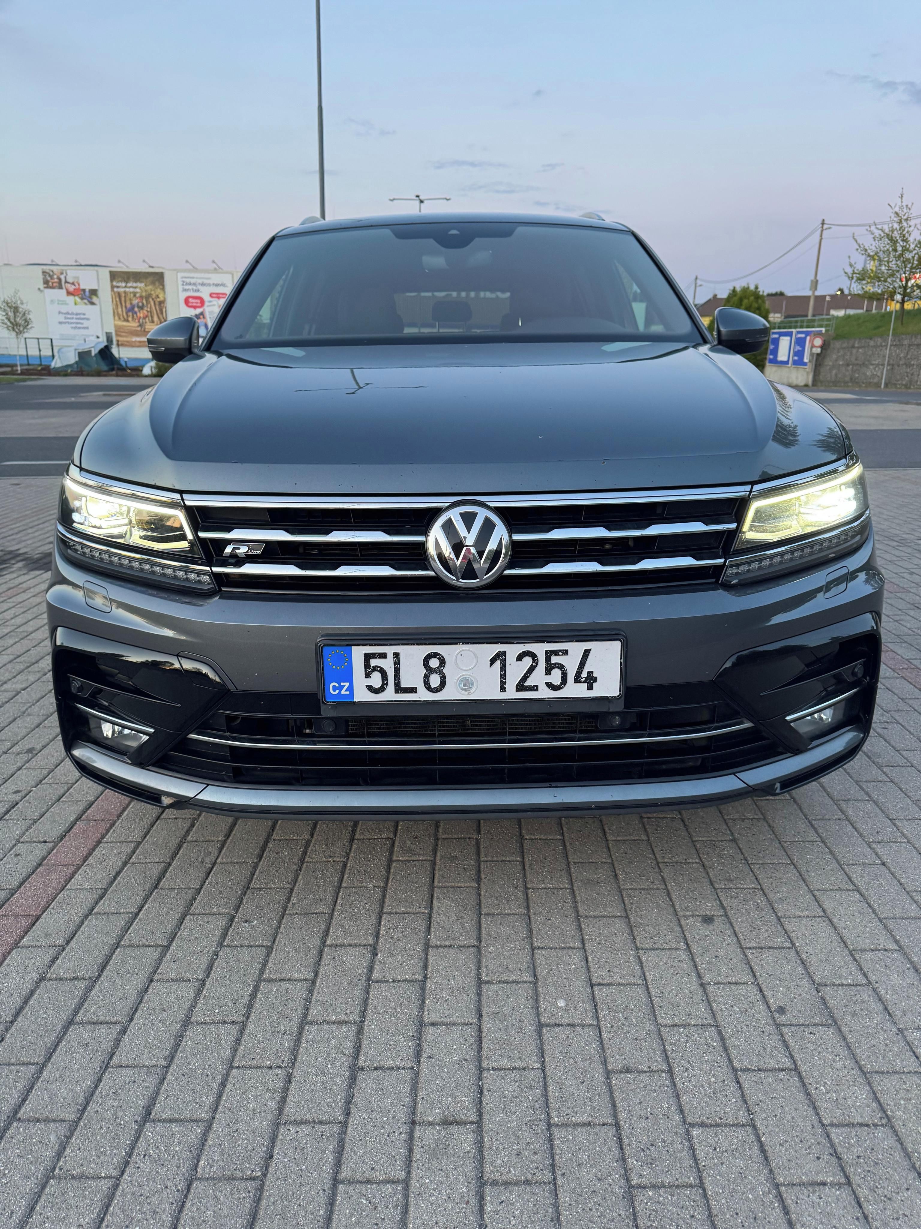 Volkswagen Tiguan Allspace, R-Line 2.0 BiTDI 176kw - fotka 2