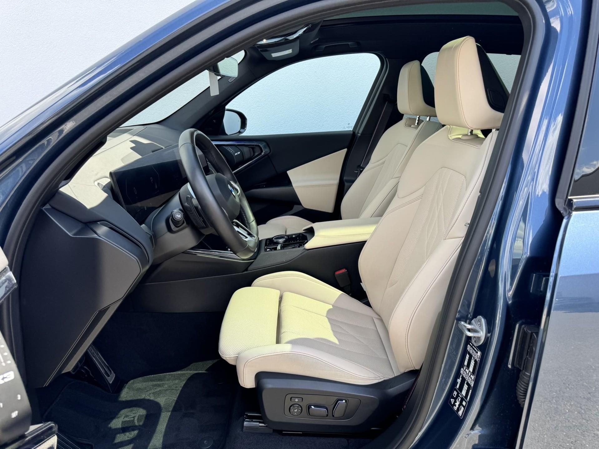 BMW X3, X3 xDrive40D M PRO - fotka 6