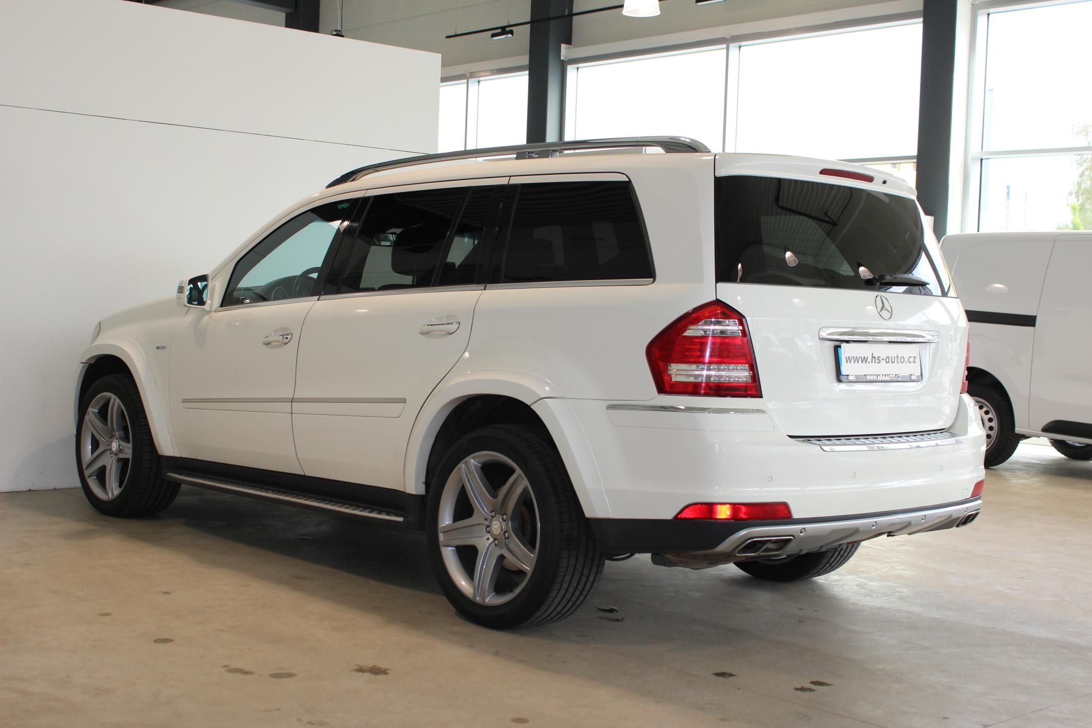 Mercedes-Benz GL, 350CDi 4Matic,ČR,4x4 automat - fotka 2