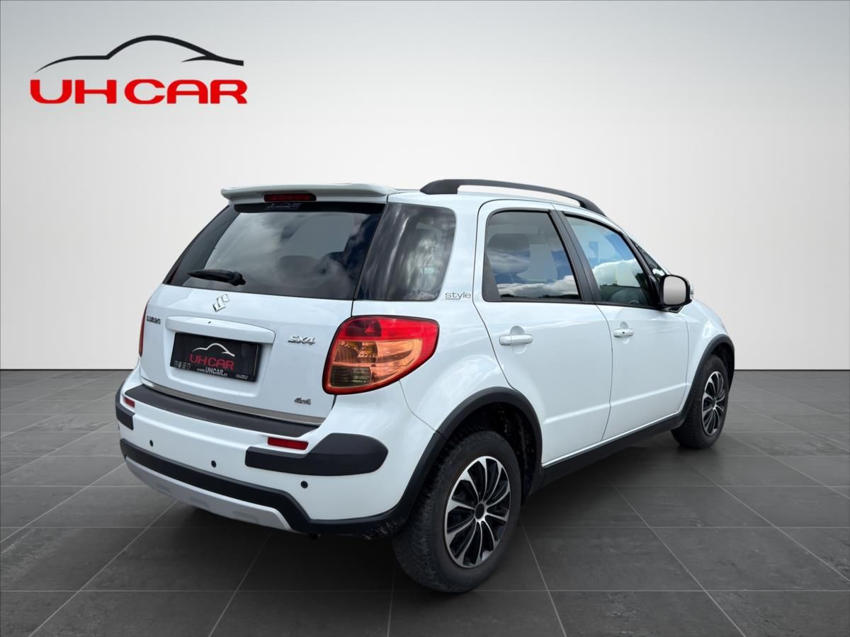 Suzuki SX4, 1,6 VVTi  Style 4x4 - fotka 5