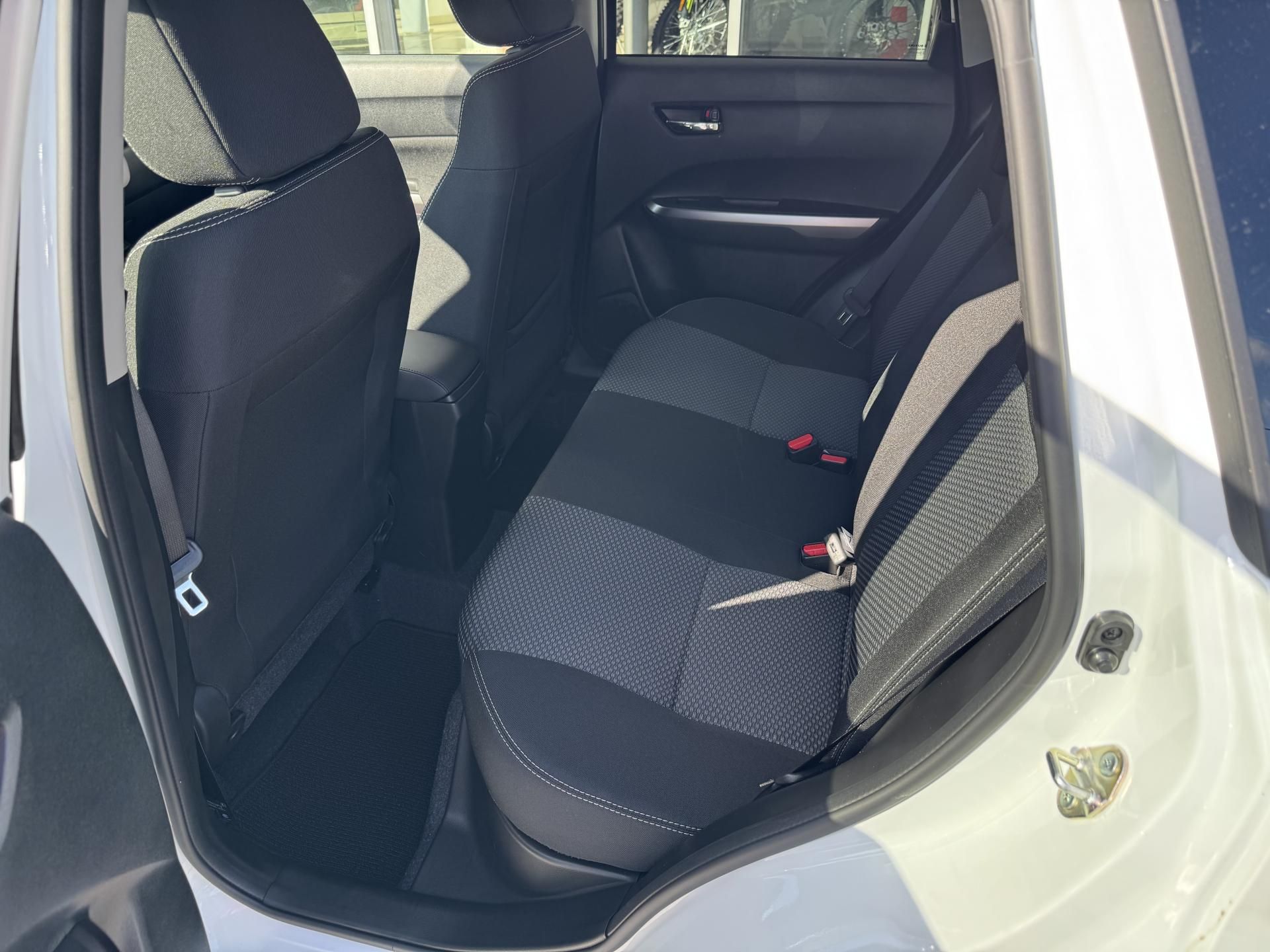 Suzuki Vitara, 1,4 Premium Hybrid AllGrip - fotka 5