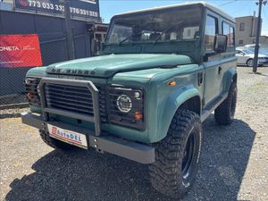 Land Rover Defender, 2,5 d 83kW  LR 90 7 míst