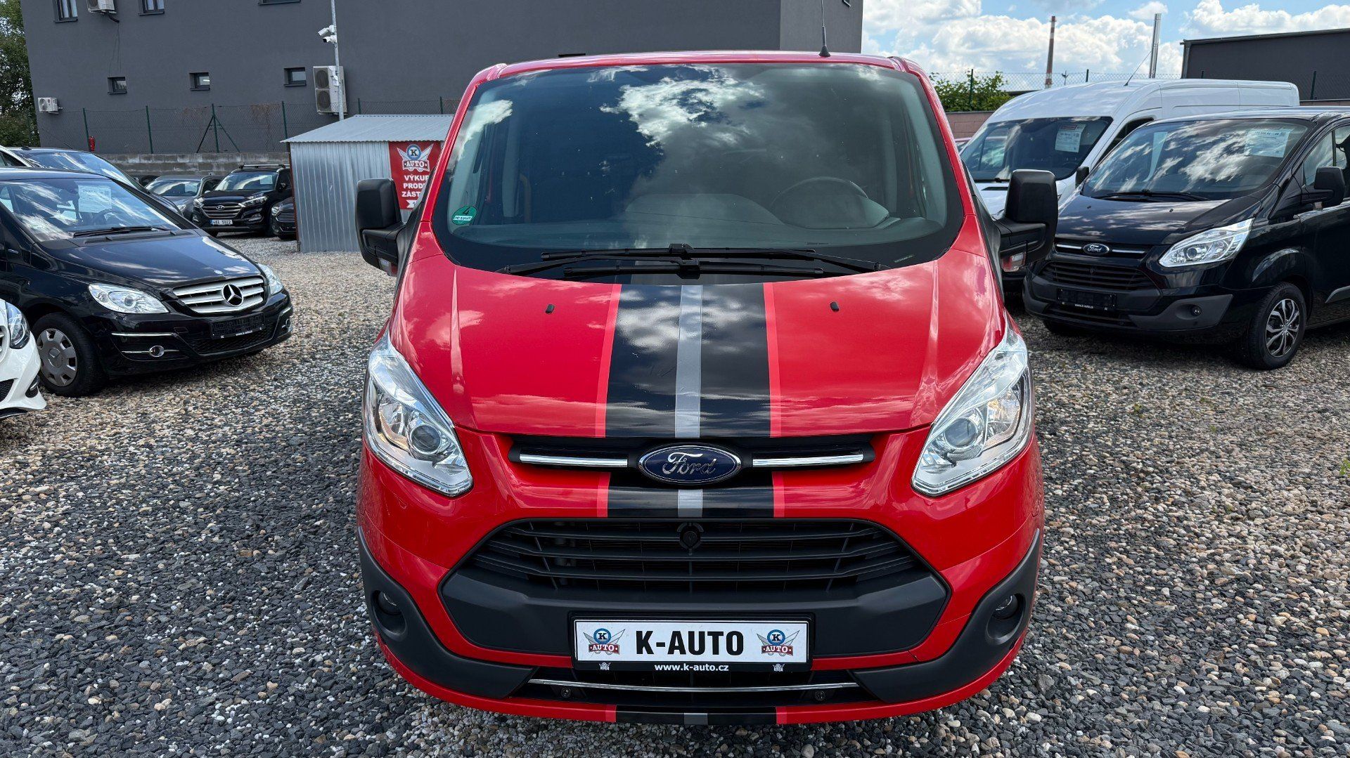 Ford Transit Custom, 2.0TDCi 77kW *L1H1*Klima*9míst - fotka 2