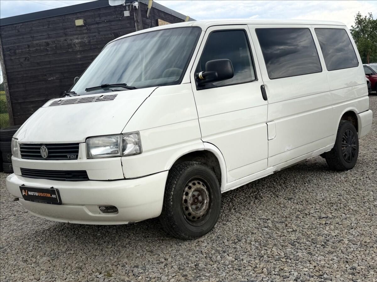 Volkswagen Transporter, 2,5 TDI 9MÍST