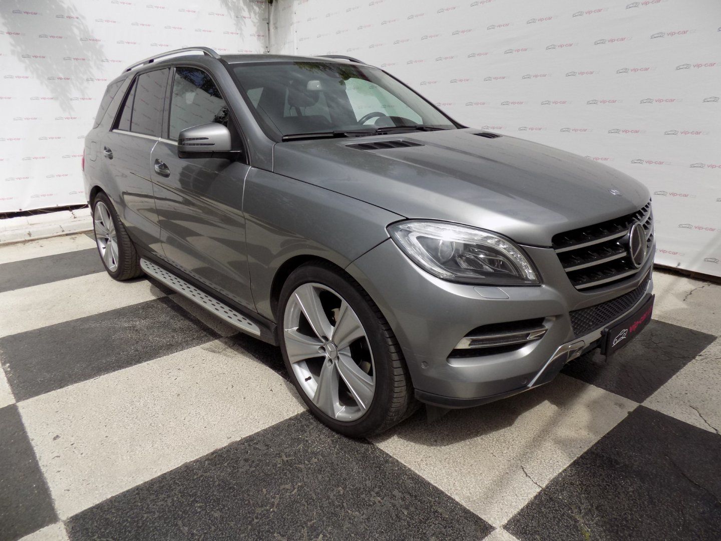Mercedes-Benz Třídy M, 350d/4-M/Full-Led/ČR/DPH/ - fotka 4