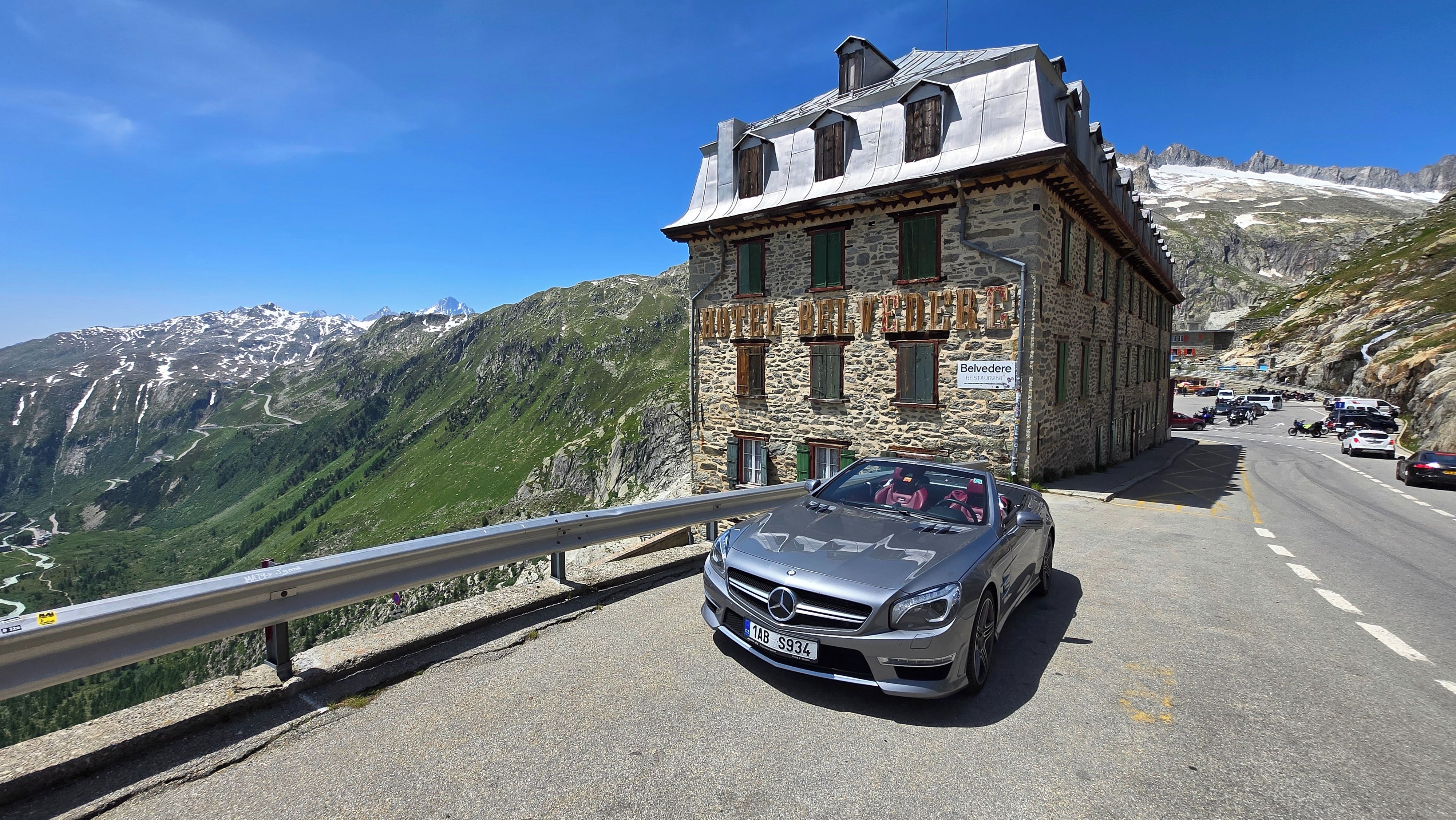Mercedes-Benz SL, Mercedes SL 63AMG top stav - fotka 3