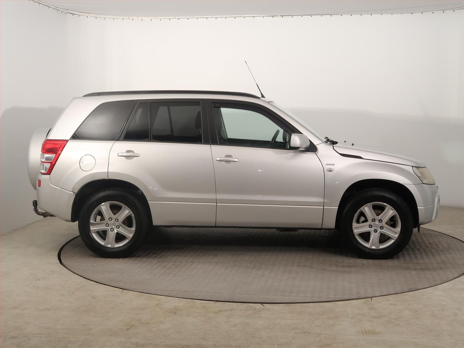 Suzuki Grand Vitara, 1.9 DDiS, 4X4, po STK, Tažné - fotka 6