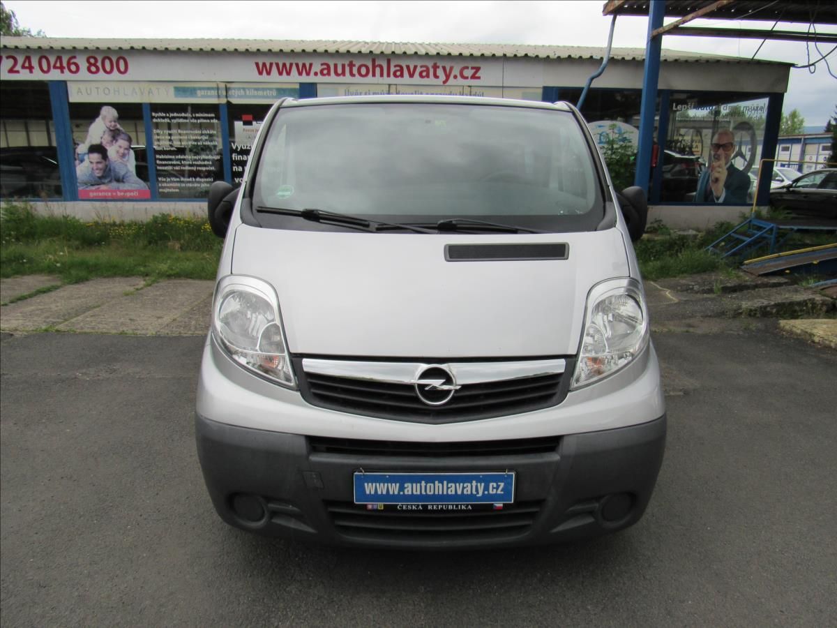 Opel Vivaro, 2,0 CDTi 9 míst - fotka 2