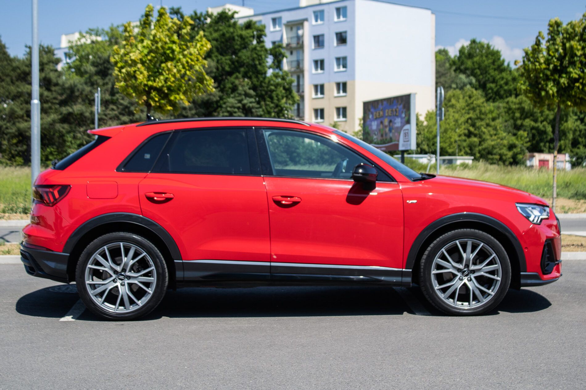 Audi Q3 - fotka 4