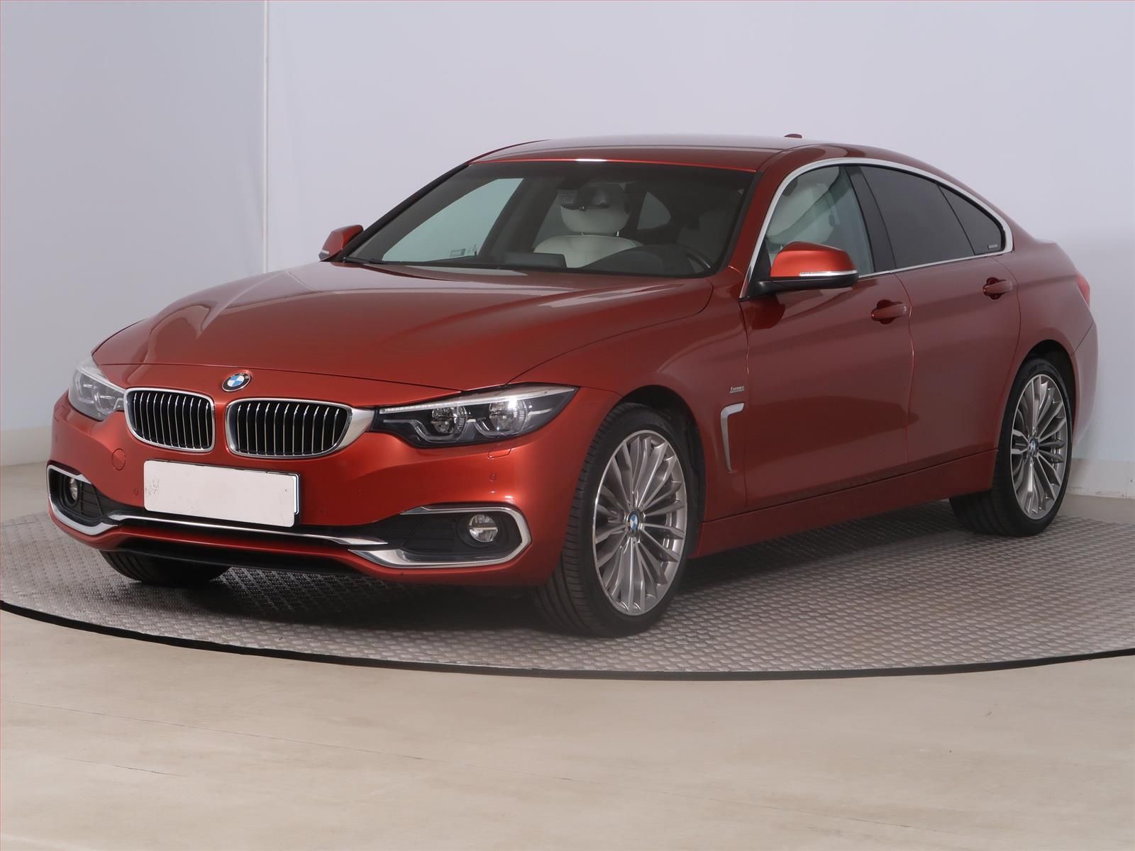 BMW Řada 4, 420d xDrive Gran Coupé - fotka 2