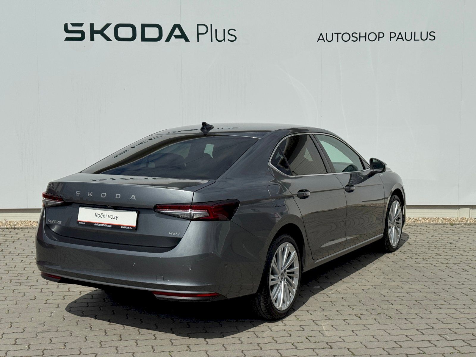 Škoda Superb, SUPERB L K 2.0 TDI 142 kW 4x4 - fotka 2