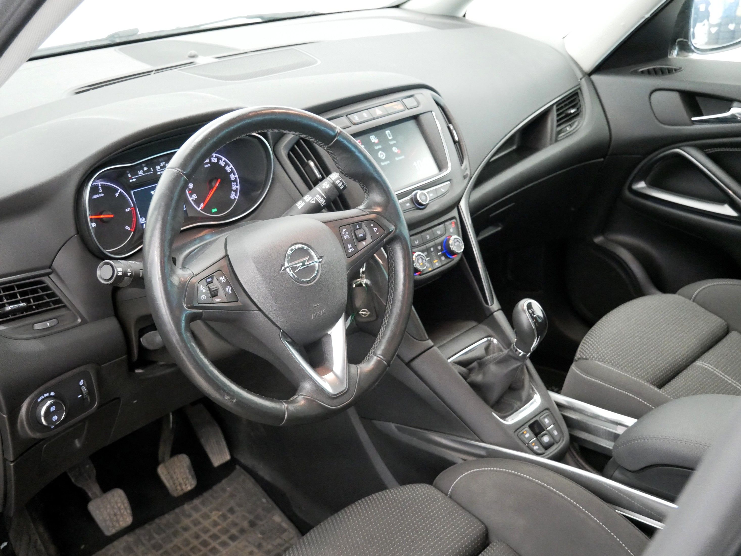 Opel Zafira, 2.0 CDTI 125 kW Innovation - fotka 5