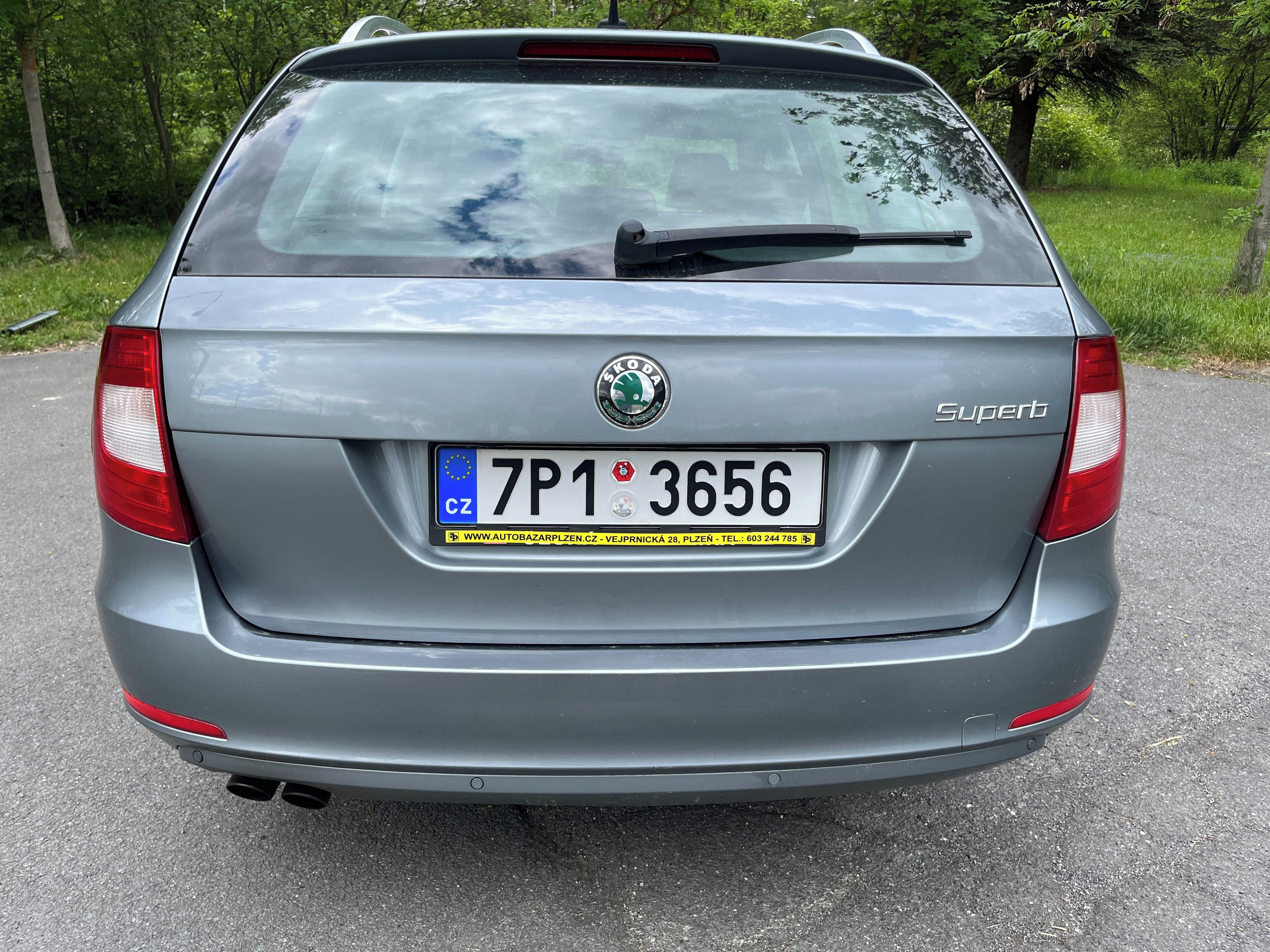 Škoda Superb, 2.0tdi 103kw dsg 177.000km - fotka 4
