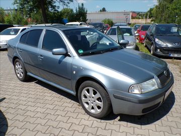 1,6 i  TAŽNÉ ZAŘÍZENÍ