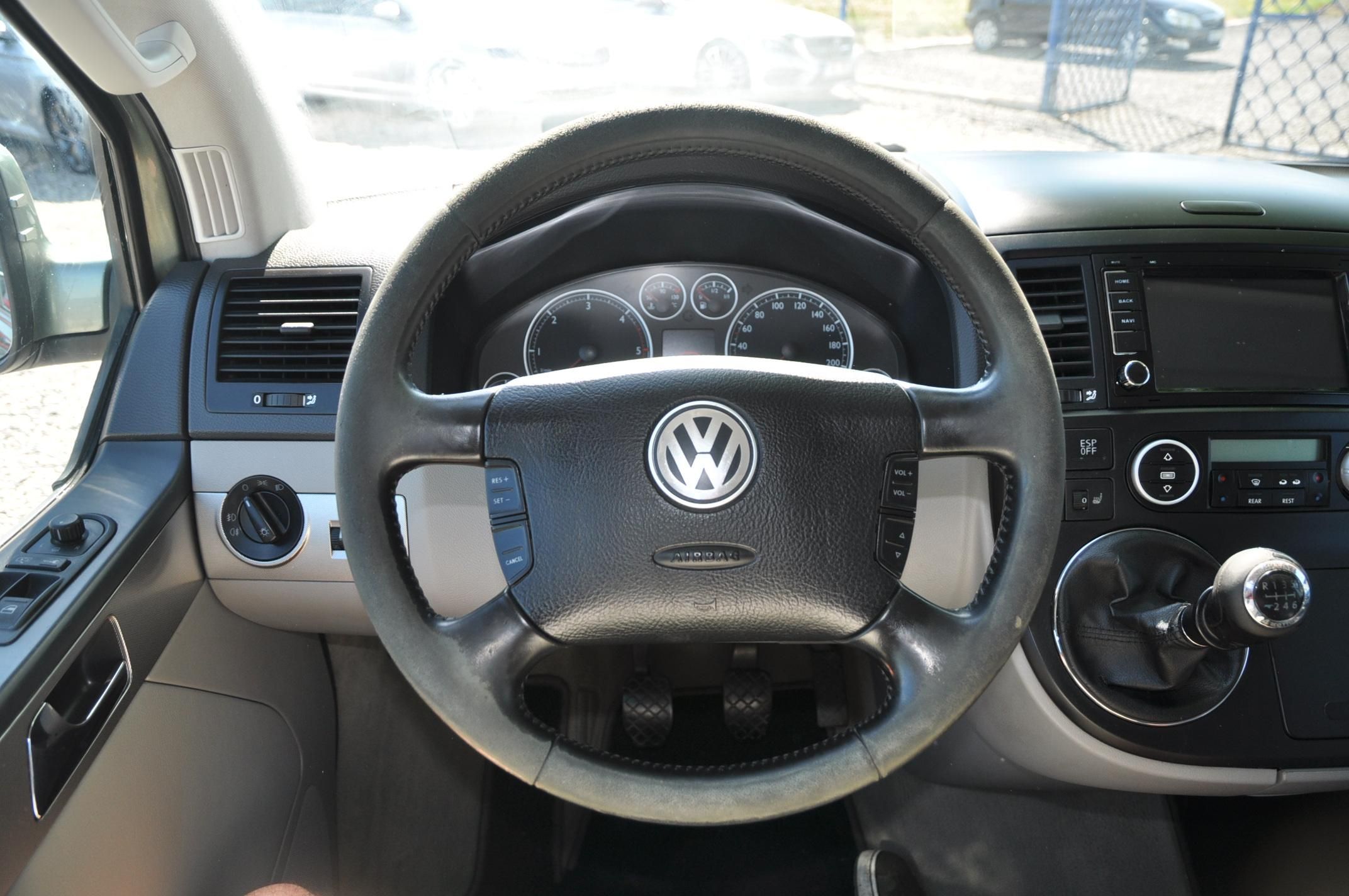 Volkswagen Multivan, 2.5TDi 128kW 4x4 - fotka 6