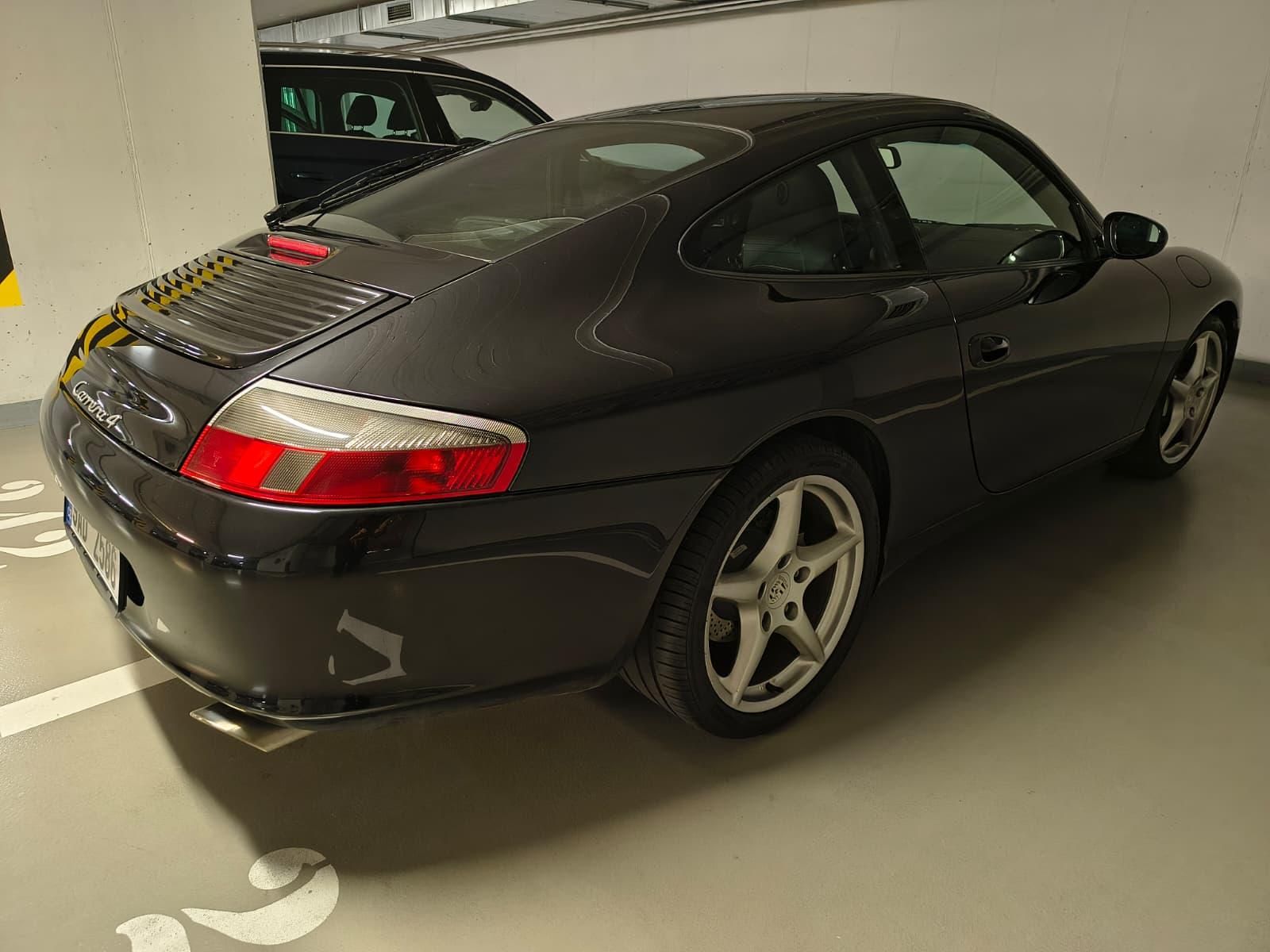 Porsche 911, CARRERA 4 - fotka 5