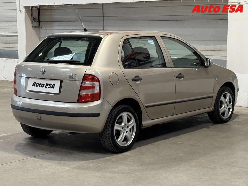 Škoda Fabia, 1.4i,AC - fotka 6