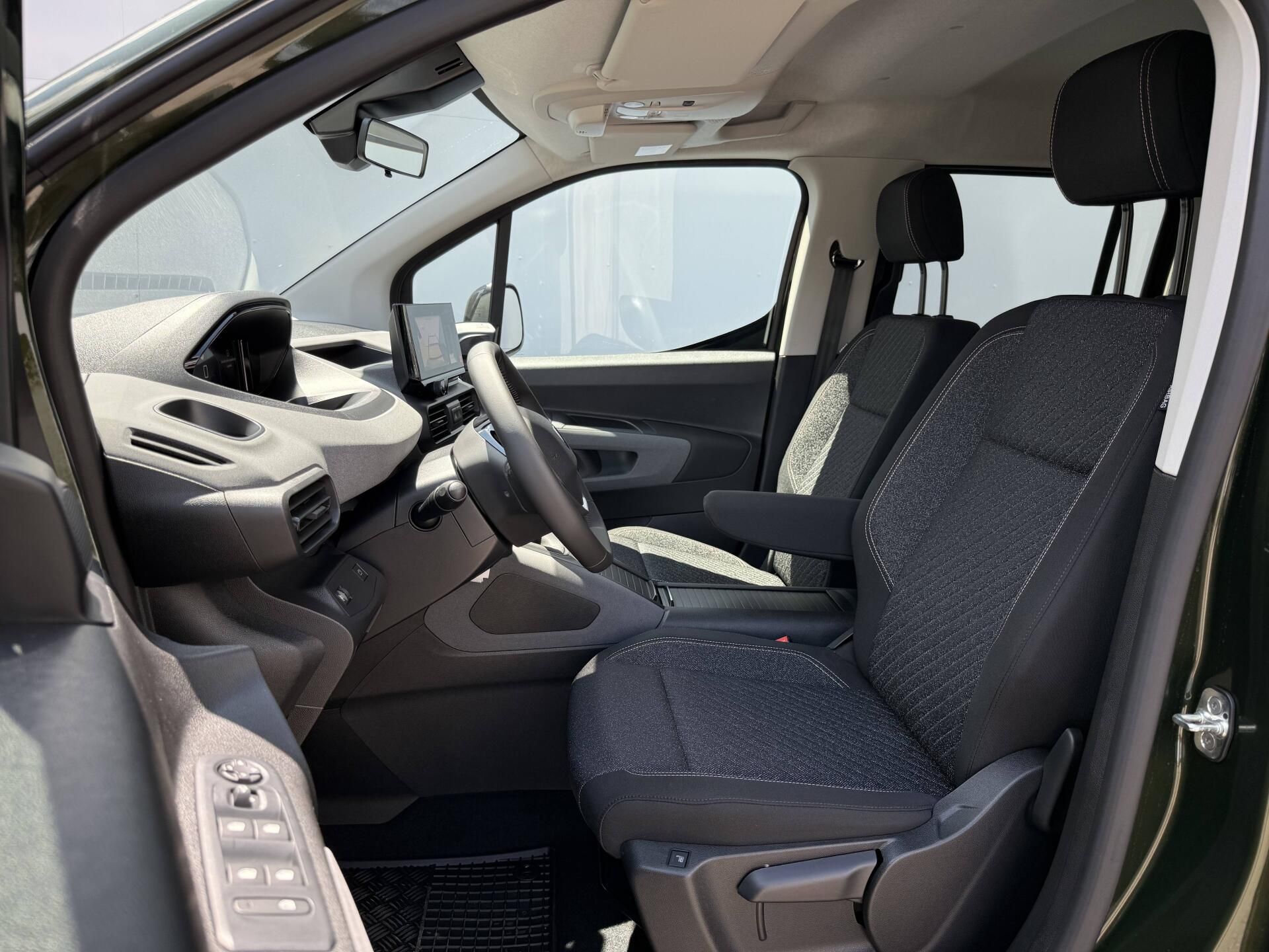 Peugeot Rifter, LONG ALLURE  1,5 BlueHDi S&S E - fotka 6