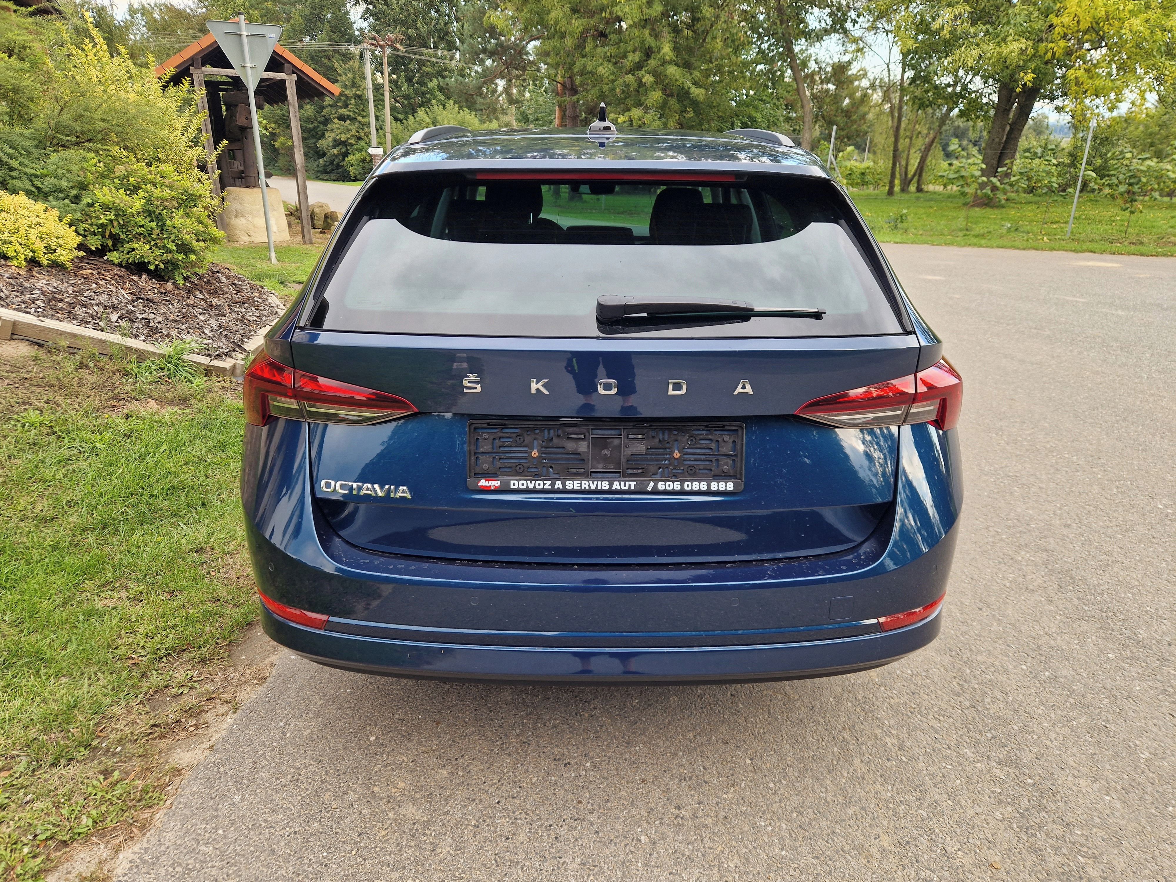 Škoda Octavia, Škoda Octavia Combi IV 2,0 TDI - fotka 4