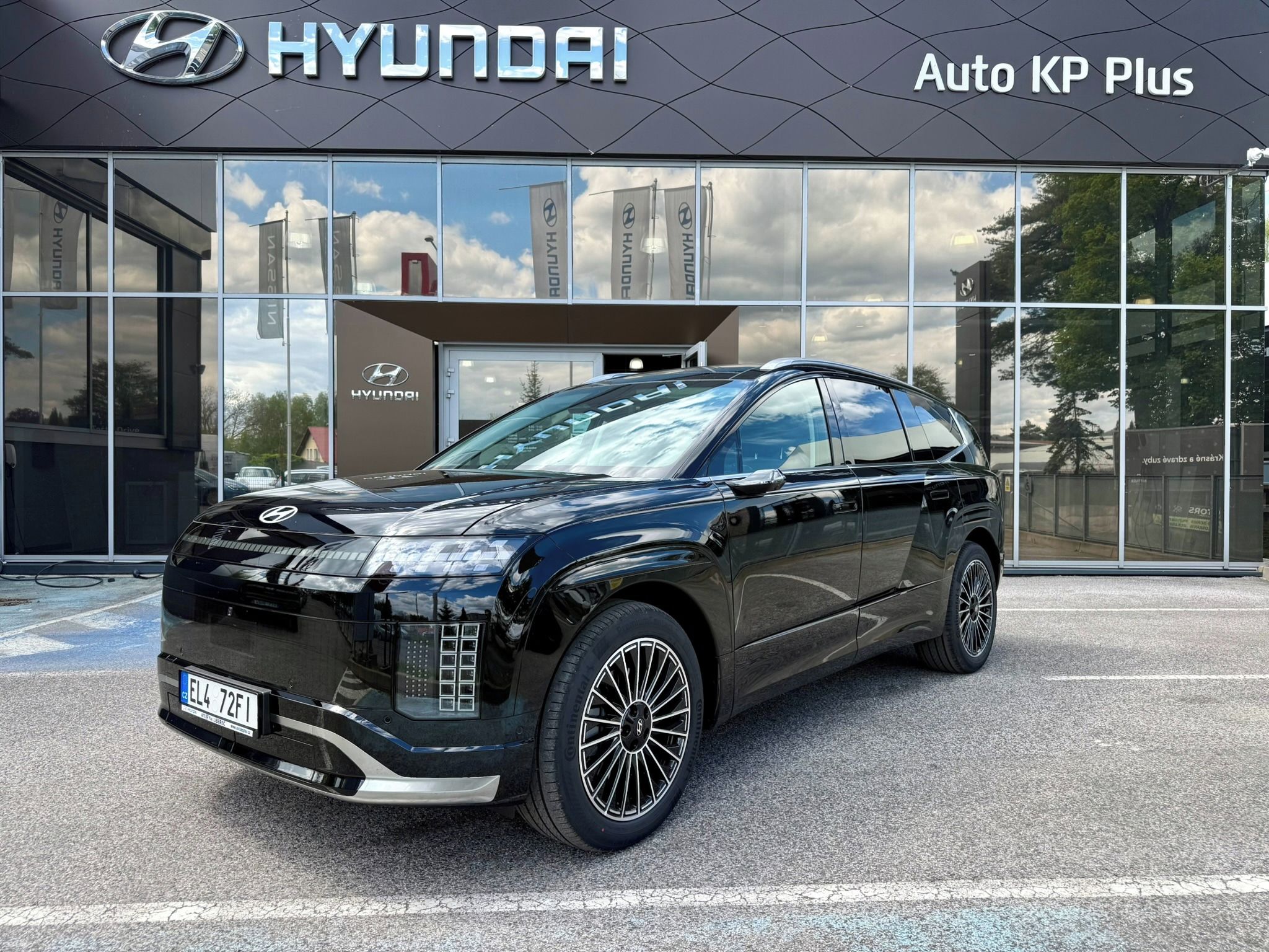Hyundai Ioniq 9, Calligraphy Perform 4x4 (428k)