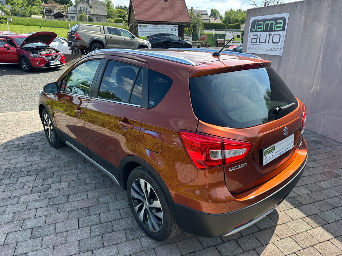 Suzuki SX4 S-Cross, 1.4T 103kW AT ELEGANCE TAŽNÉ - fotka 4