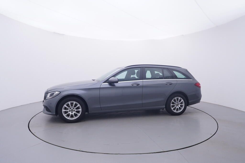 Mercedes-Benz Třídy C, 1.6 115 kW - fotka 2