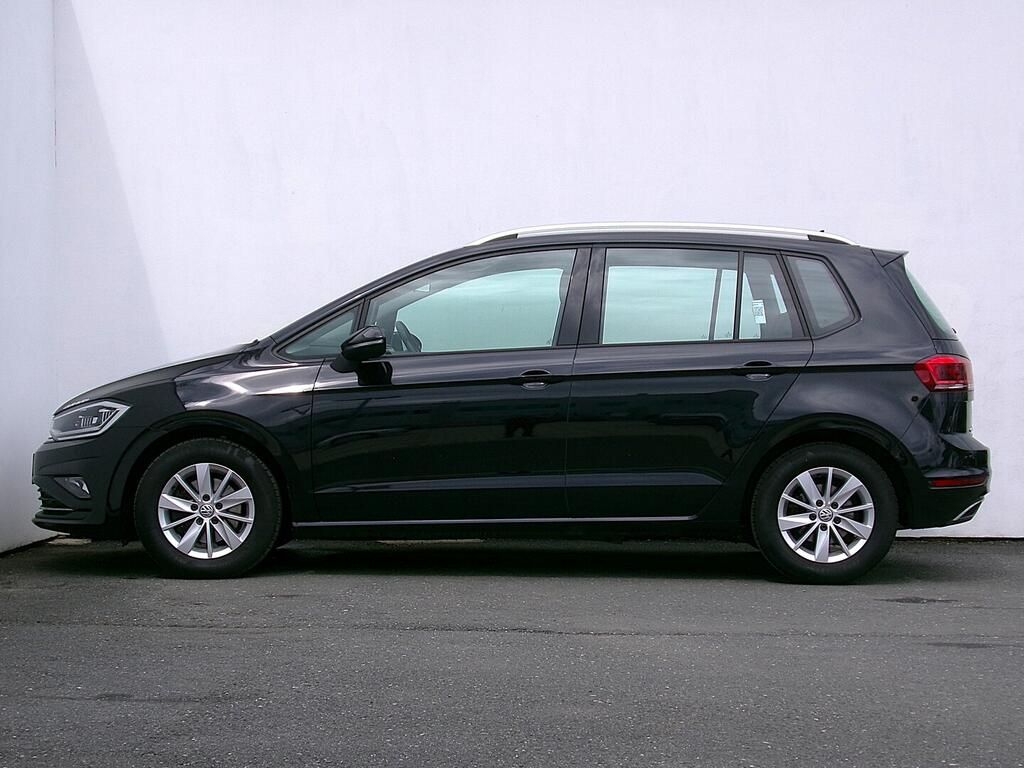 Volkswagen Golf Sportsvan, highline 1.5 TSI 96 kW - fotka 3