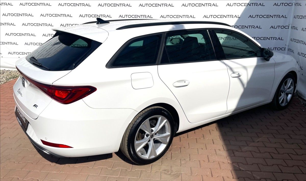 Seat Leon, 2,0 TDi,FR,110kW,DSG,1.maj.,ČR - fotka 4