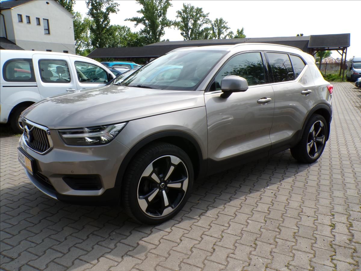 Volvo XC40, 2,0 D3  INSCRIPTION - fotka 3