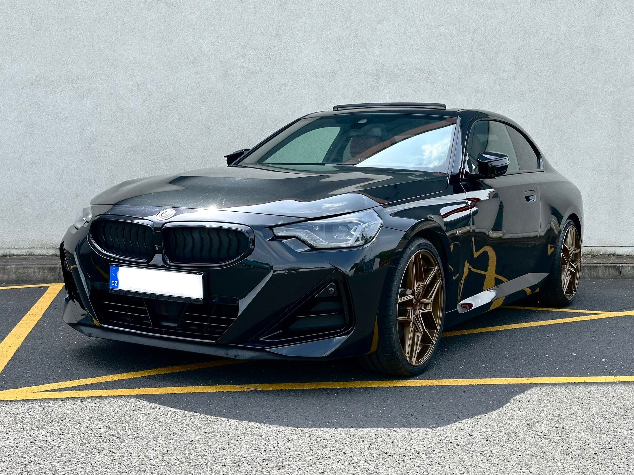 BMW Řada 2, M240I,4x4,panorama,DPH1.maj.Čr - fotka 3