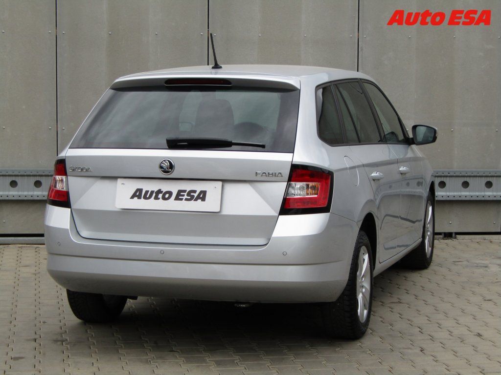 Škoda Fabia, 1.4 TDi,Style - fotka 4
