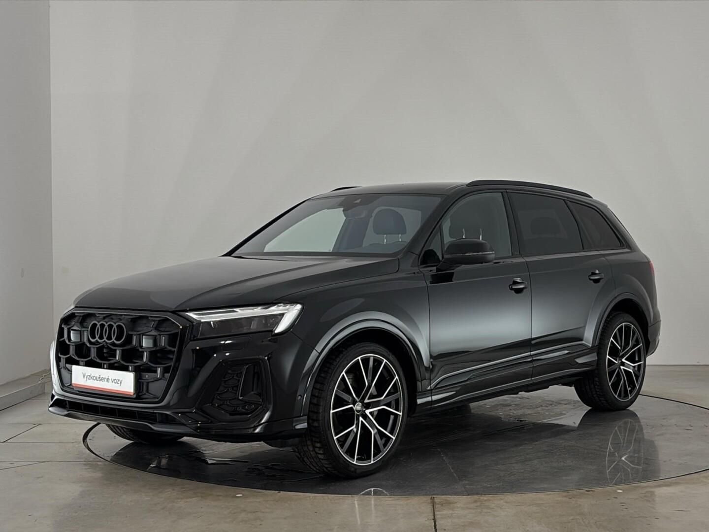 Audi Q7, 3.0 TDI / 210 kW S-Line TOP!!