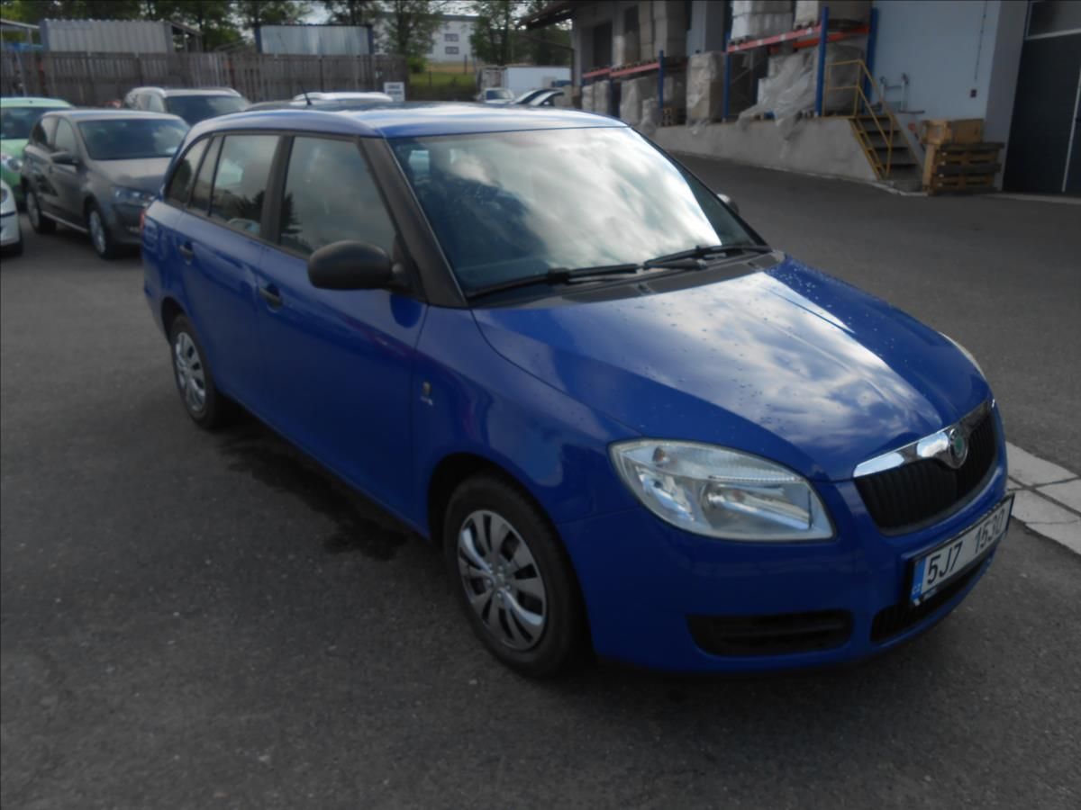 Škoda Fabia, 1,2 44Kw - fotka 3
