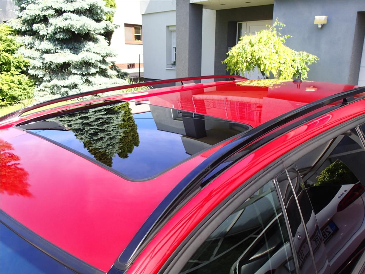 Mercedes-Benz Třídy C, 2,1 250 CDi,4Motin,AT - fotka 5