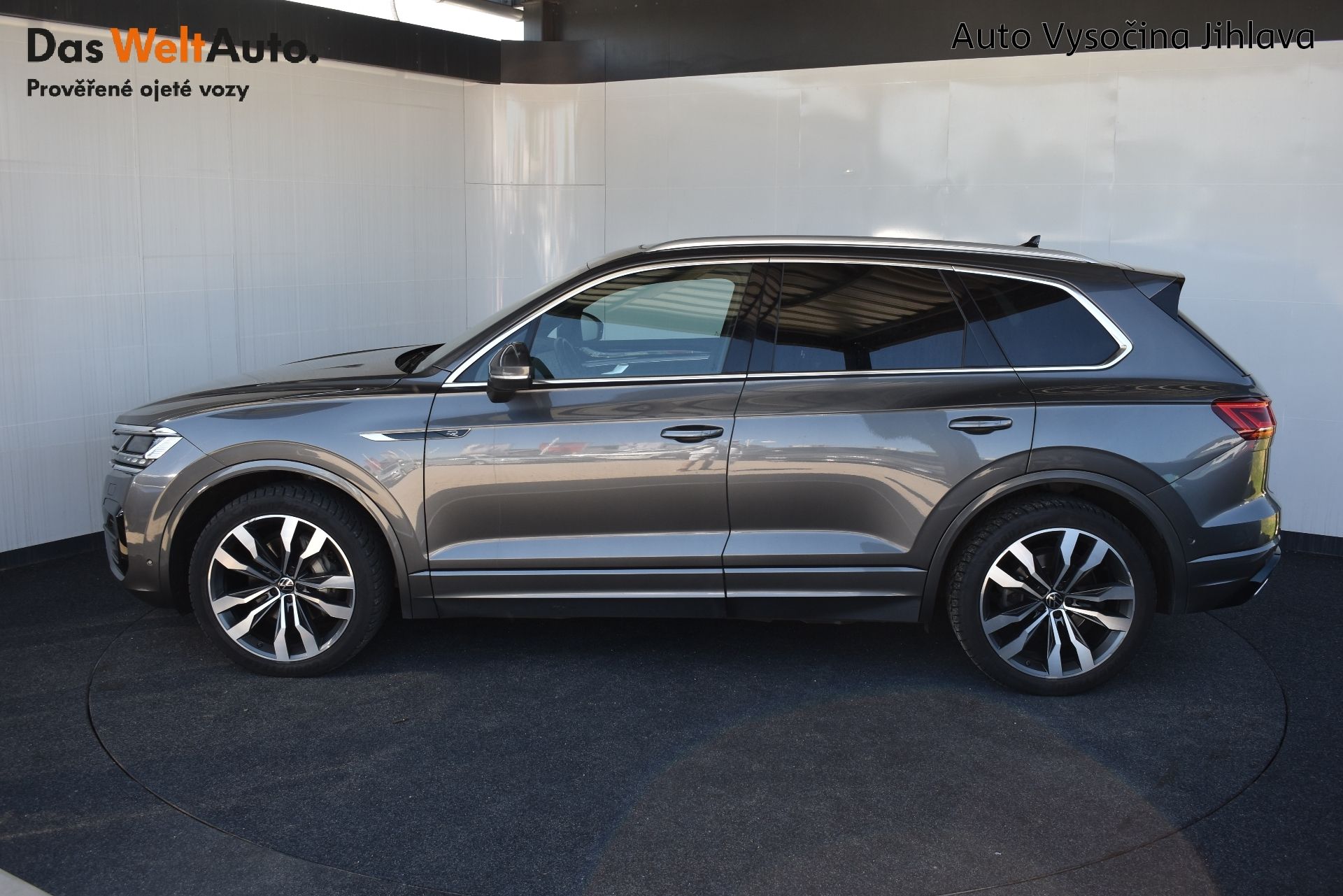 Volkswagen Touareg, 3.0TDI 210kW 4Motion, LED Matr - fotka 3