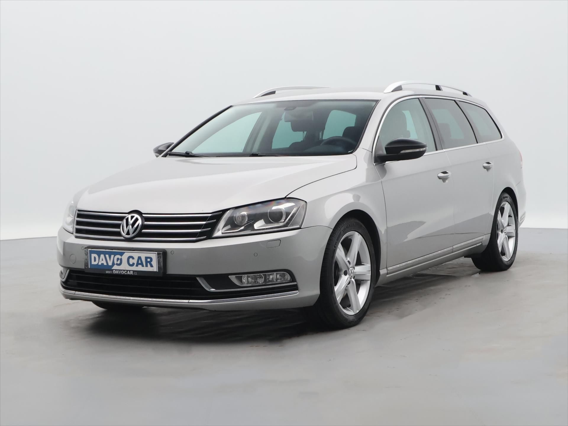Volkswagen Passat, 2,0 TDI 103kW Xenon Navi - fotka 3