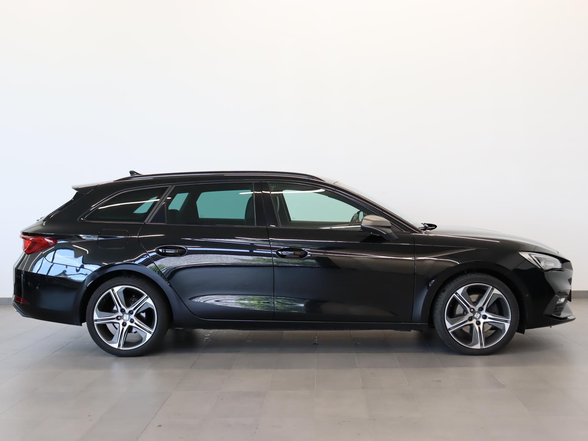 Seat Leon, FR 2,0 TDI CR 110 KW - fotka 3