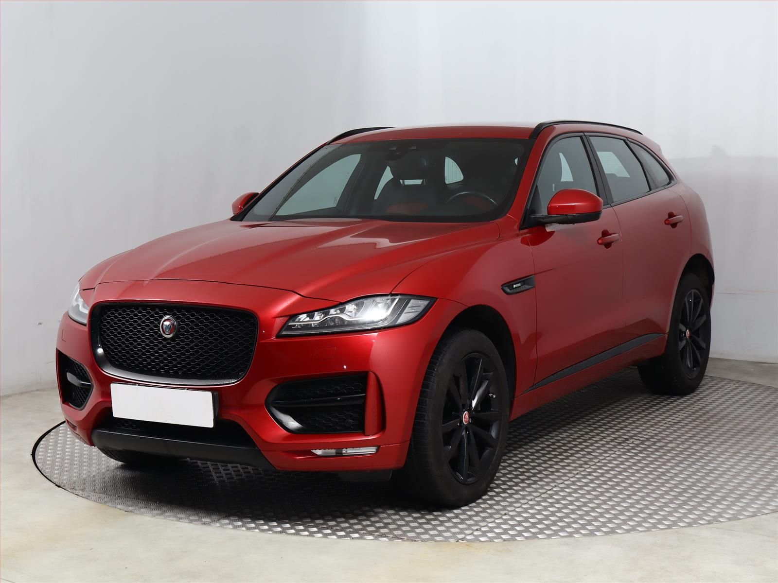 Jaguar F-Pace, 20d AWD, 4X4, Automat - fotka 2