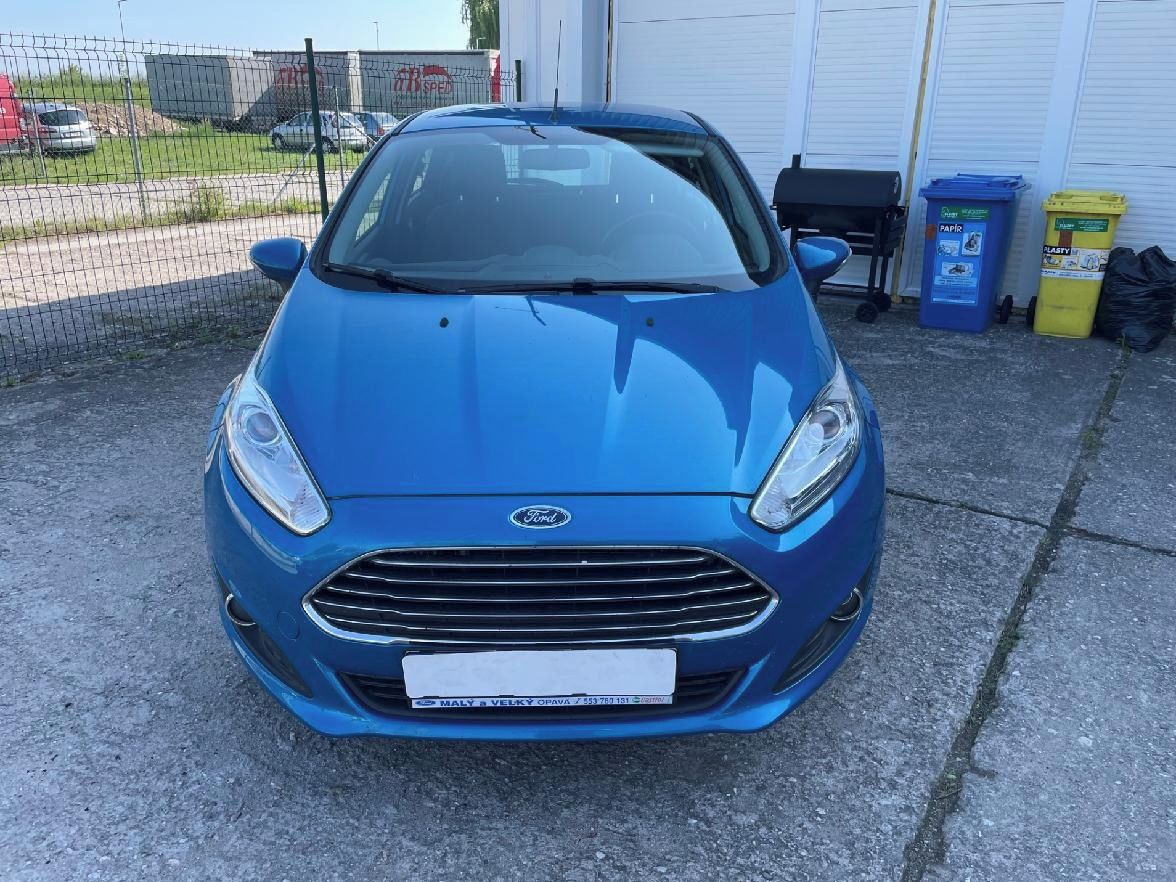 Ford Fiesta, 1,0EcoBoost-74kw-najeto 19 600 - fotka 3